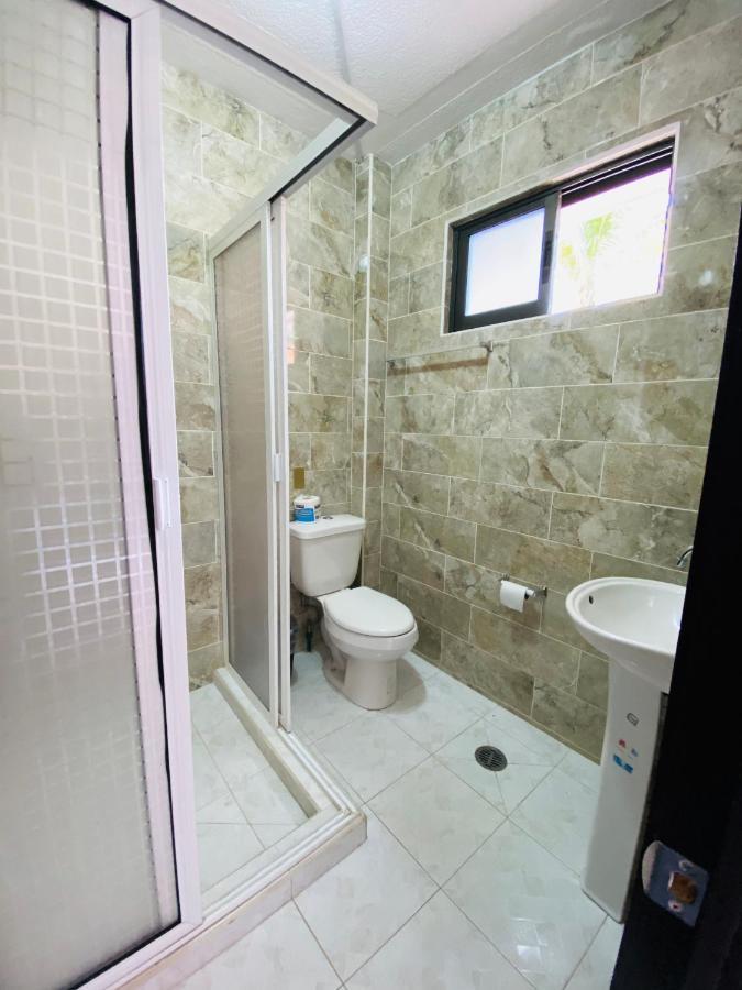 Hotel Villa Pralaya ヒウテペック エクステリア 写真