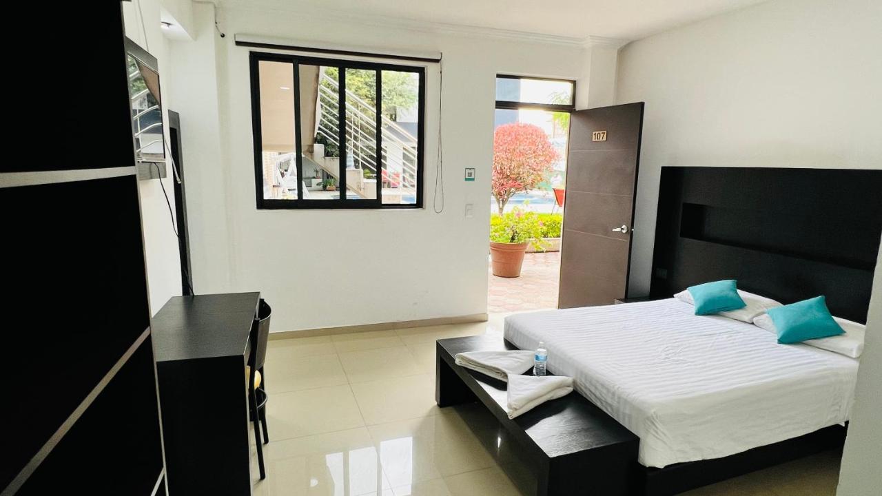 Hotel Villa Pralaya ヒウテペック エクステリア 写真
