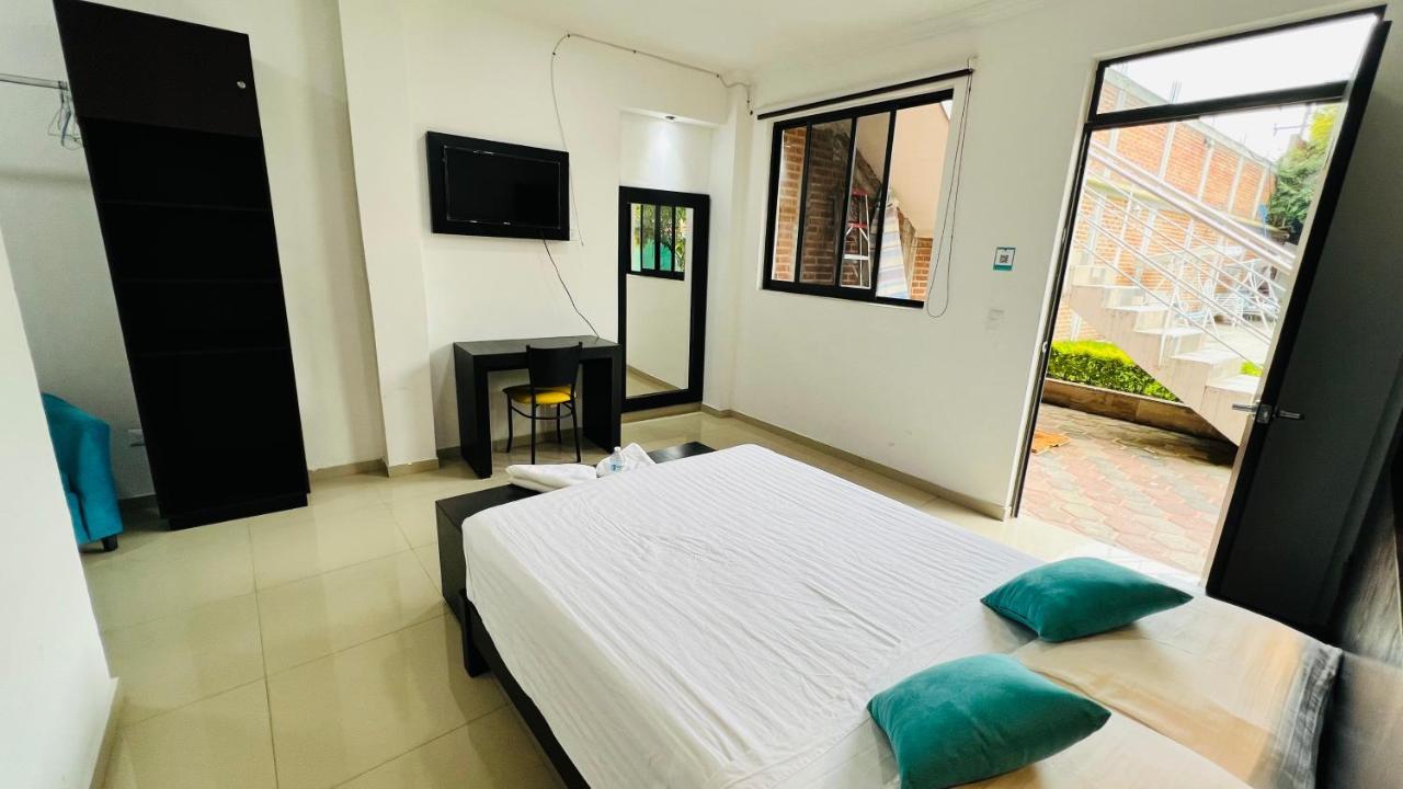 Hotel Villa Pralaya ヒウテペック エクステリア 写真